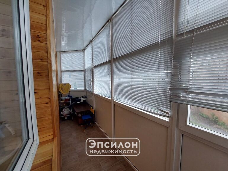 квартира г Курск р-н Центральный ул Челюскинцев 23 фото 9
