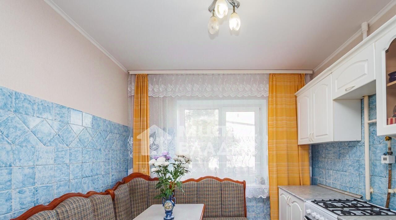 квартира г Омск р-н Кировский ул Степанца 10 фото 4