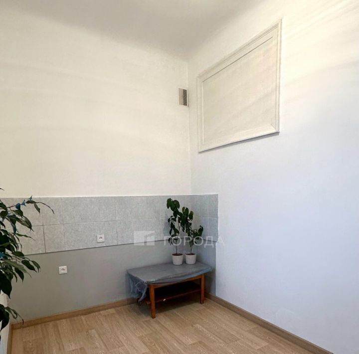 квартира г Новокузнецк р-н Центральный ул Кирова 23а фото 16