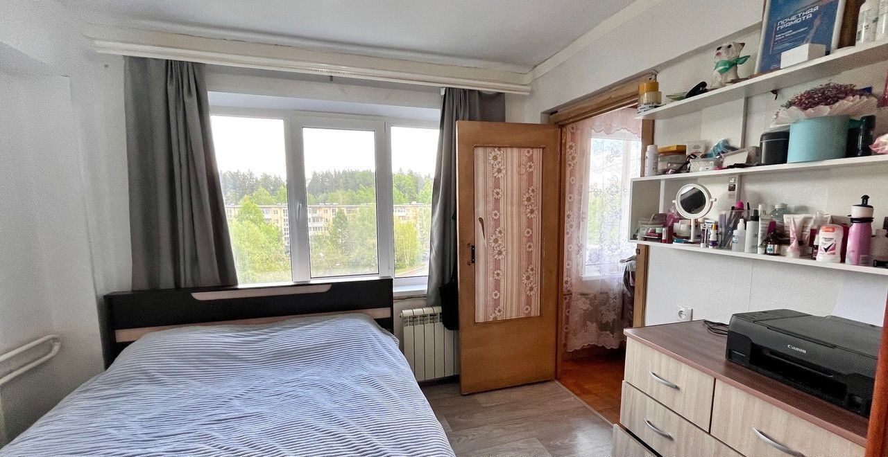 квартира г Воткинск ул 1 Мая 127 фото 4