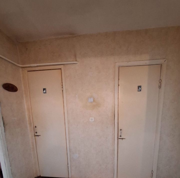 квартира г Омск р-н Кировский ул Дмитриева 13/8 фото 11