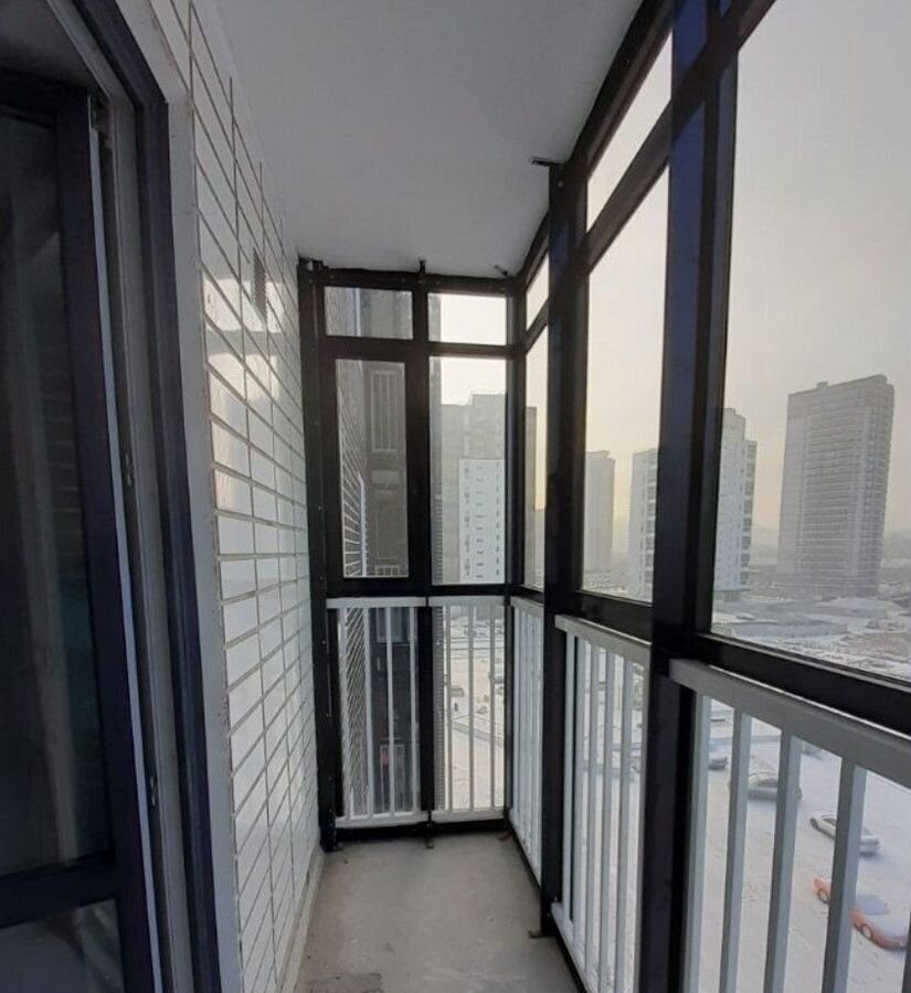 квартира г Красноярск р-н Октябрьский ул Калинина 1 фото 12