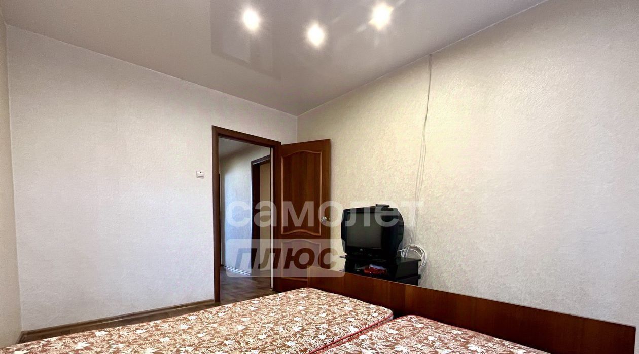 квартира г Великий Новгород ул Кочетова 15к/1 фото 7