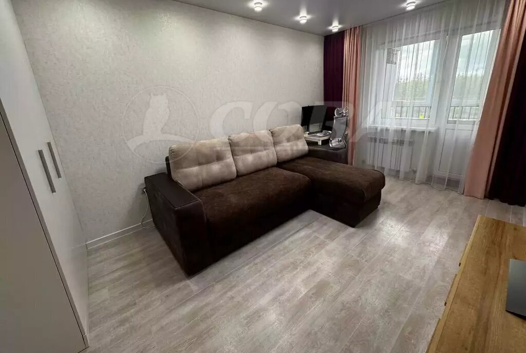 квартира г Тобольск р-н мкр 9 37 фото 4