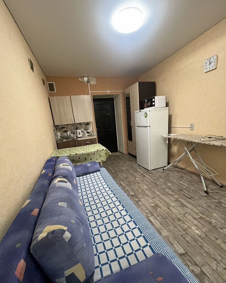 комната г Саратов р-н Октябрьский ул Клиническая 2/6 фото 2