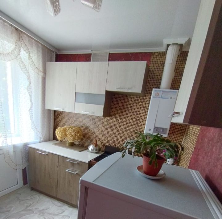 квартира г Саратов р-н Кировский ул им Осипова В.И. 16 фото 9