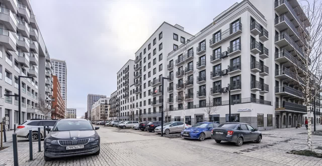 Владимира Заровного, 28/1 фото