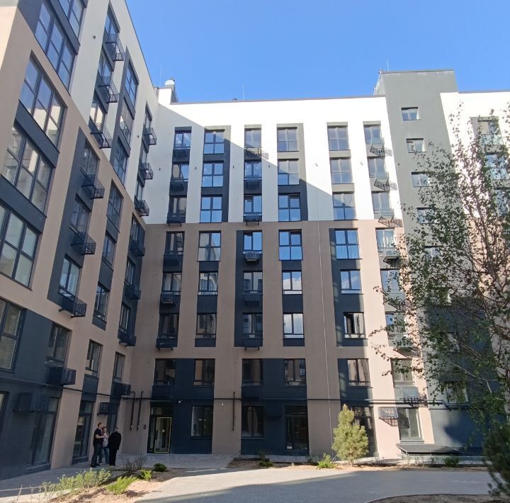 квартира г Волгоград р-н Тракторозаводский ул Тракторостроителей 21/1 фото 2