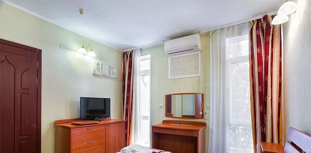 комната г Ялта пгт Кореиз ш Алупкинское 2 фото 4