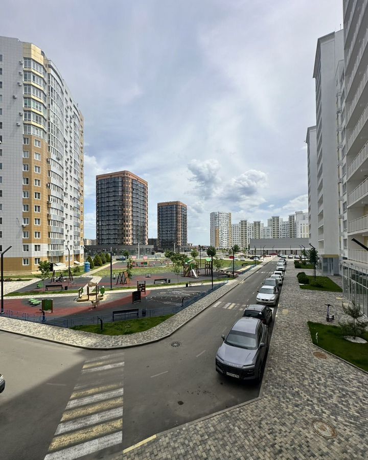 квартира г Краснодар р-н Прикубанский ул им. М.П. Шемякина 2 фото 2