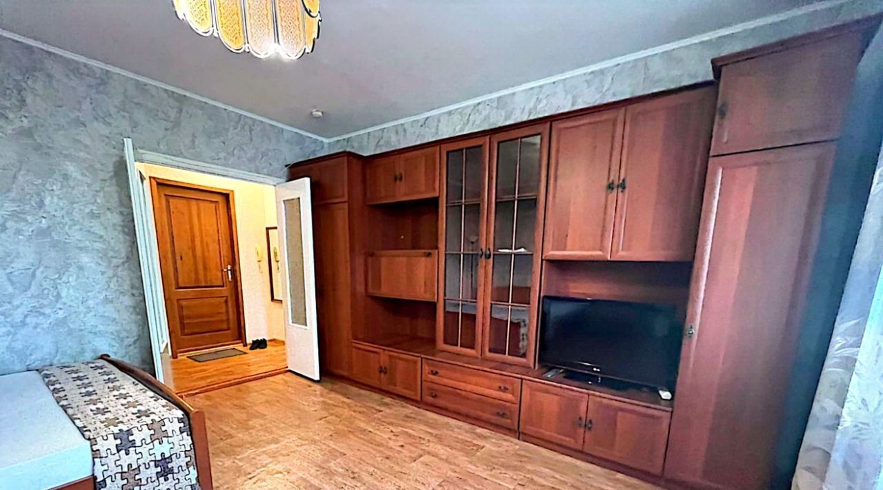 квартира г Красноярск р-н Кировский ул Щорса 41 фото 2