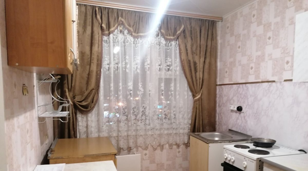 комната г Тольятти р-н Автозаводский ул Льва Яшина 7 фото 4