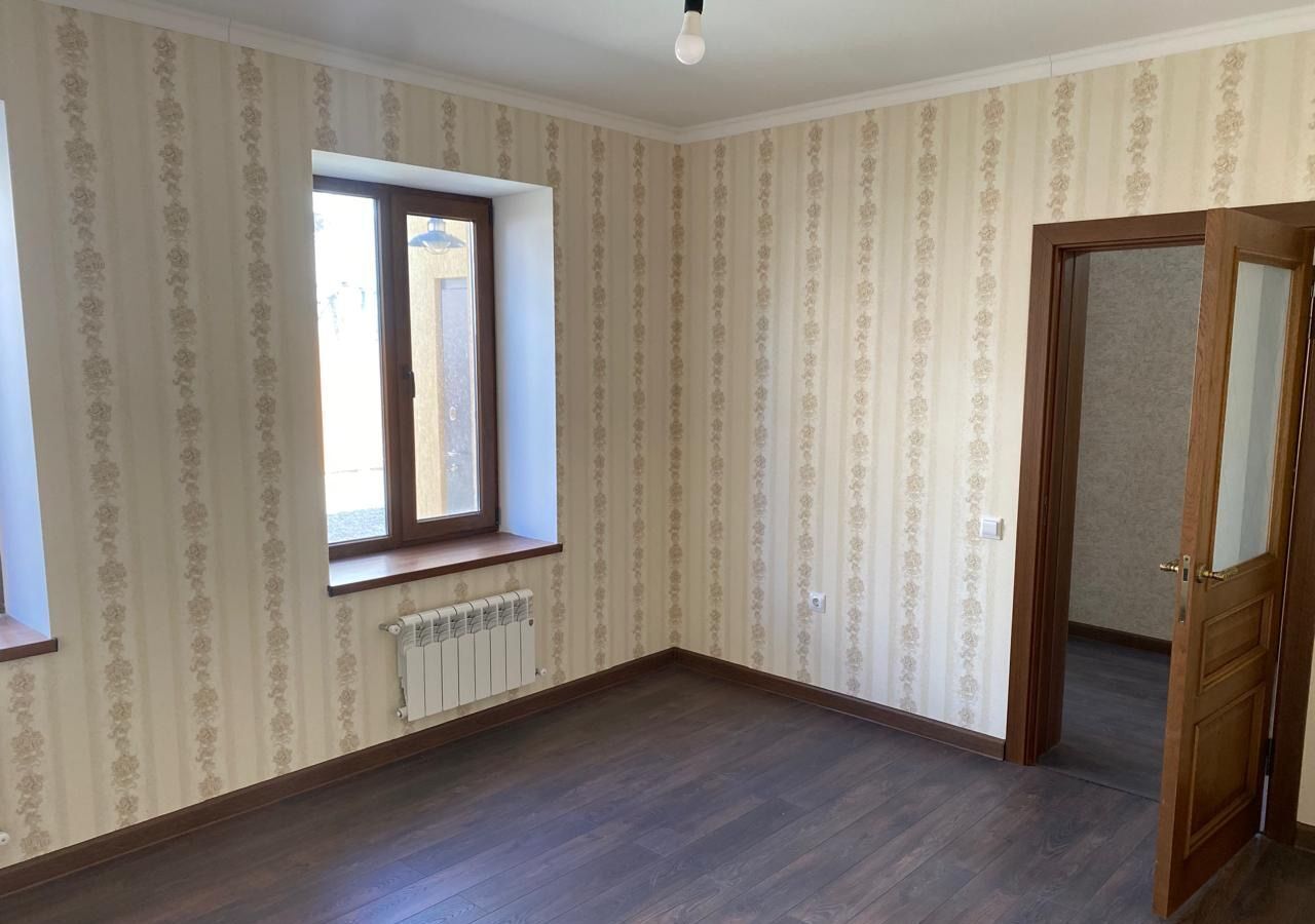 квартира р-н Крымский г Крымск ул Демьяна Бедного 6 Крымское городское поселение фото 3