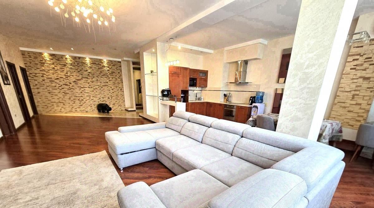 квартира г Ростов-на-Дону р-н Кировский пр-кт Соколова 87/6 фото 1