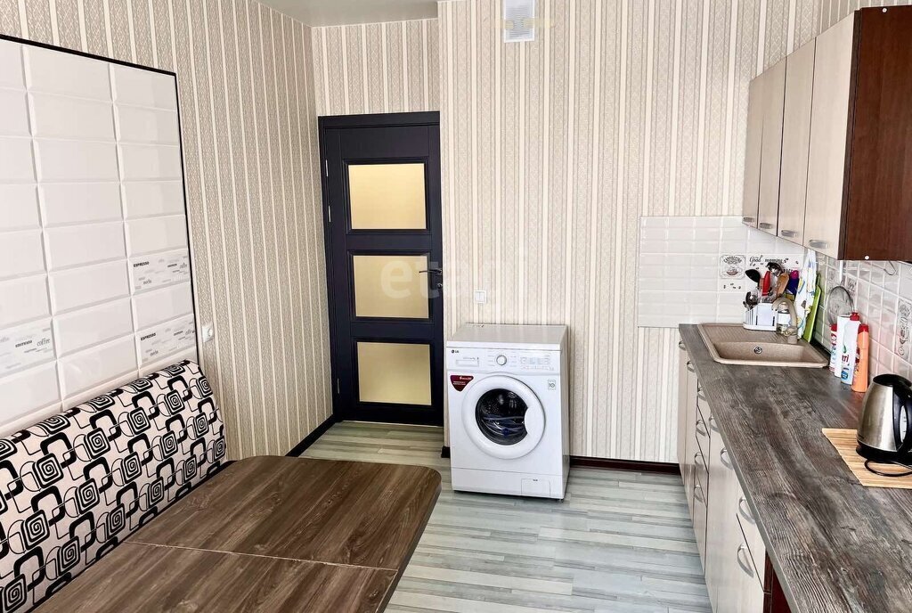 квартира г Тюмень ул Елизарова 12 фото 2