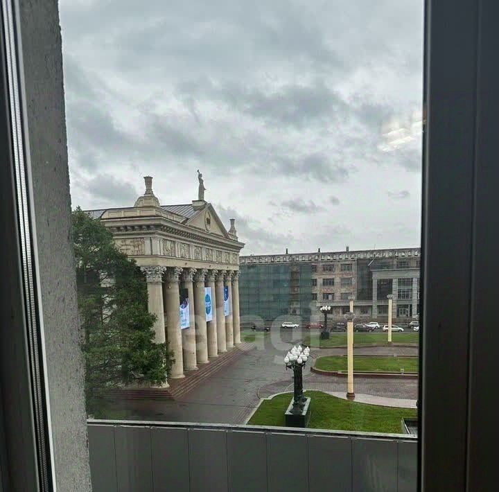 квартира г Новокузнецк р-н Центральный ул Кирова 21а фото 8