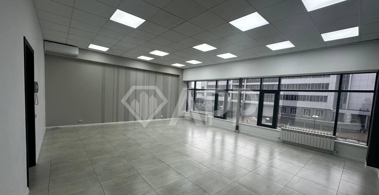 офис г Набережные Челны р-н Автозаводский б-р Автомобилестроителей 2 фото 13