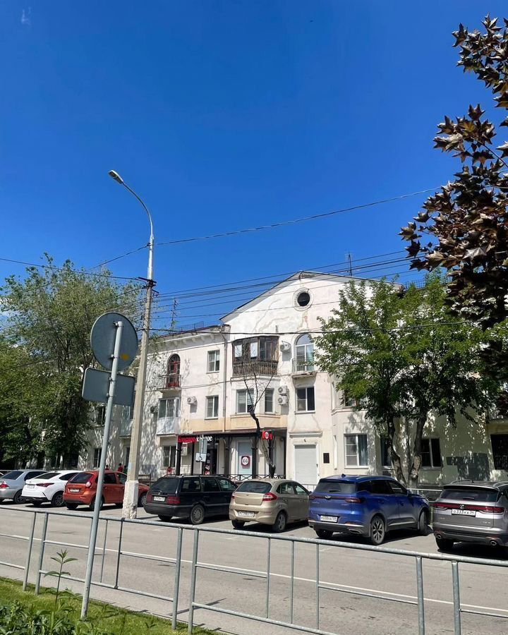 квартира г Волгоград р-н Ворошиловский ул КИМ 10 фото 1