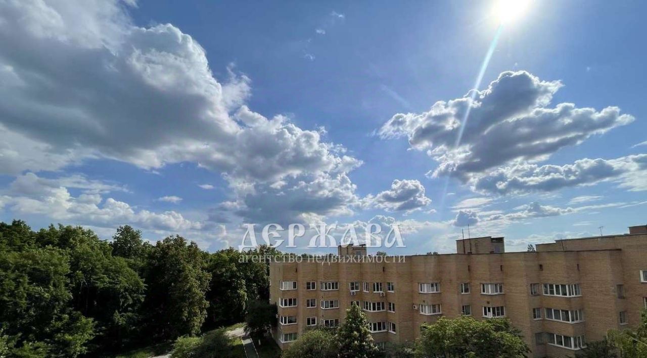 квартира г Старый Оскол микрорайон Космос 12 фото 4