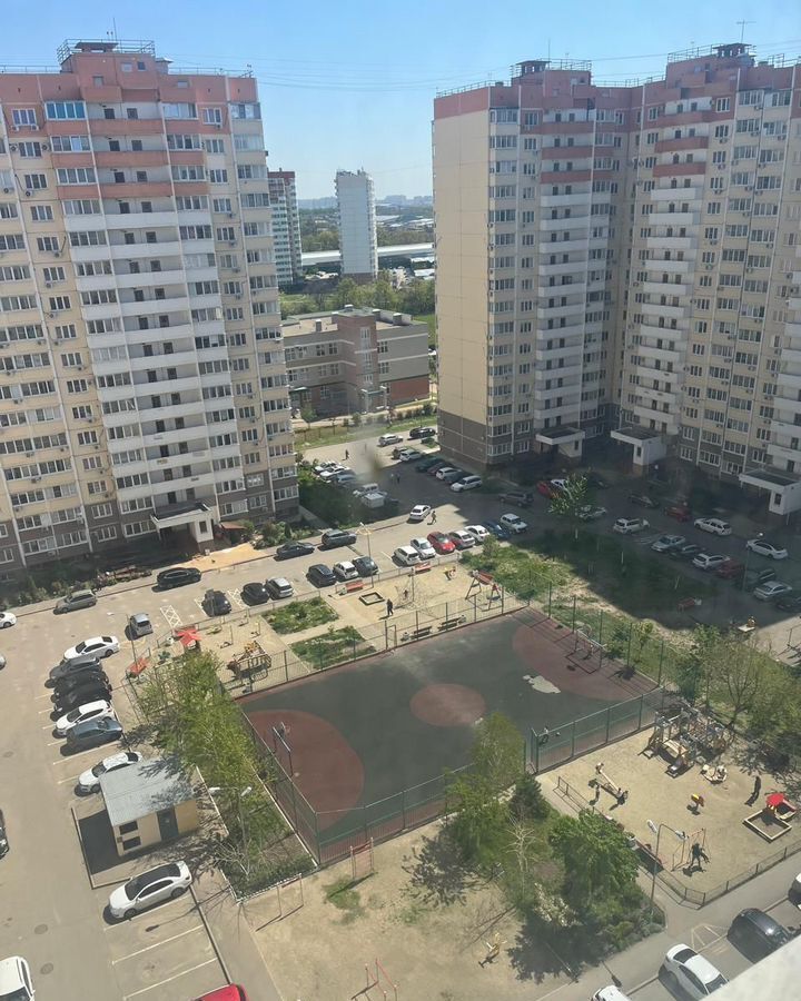 квартира г Краснодар р-н Прикубанский ул им. Героя Аверкиева А.А. 34 фото 3