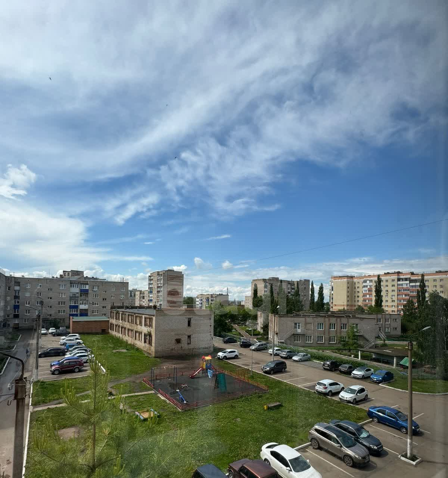 квартира р-н Ишимбайский г Ишимбай ул Докучаева 22 фото 1