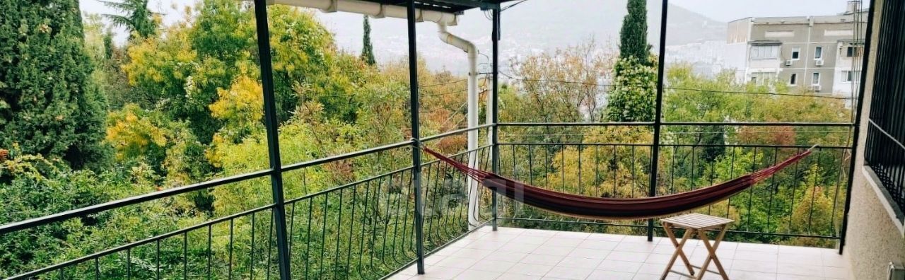 дом г Ялта пгт Виноградное пер Курчатова 2 фото 1