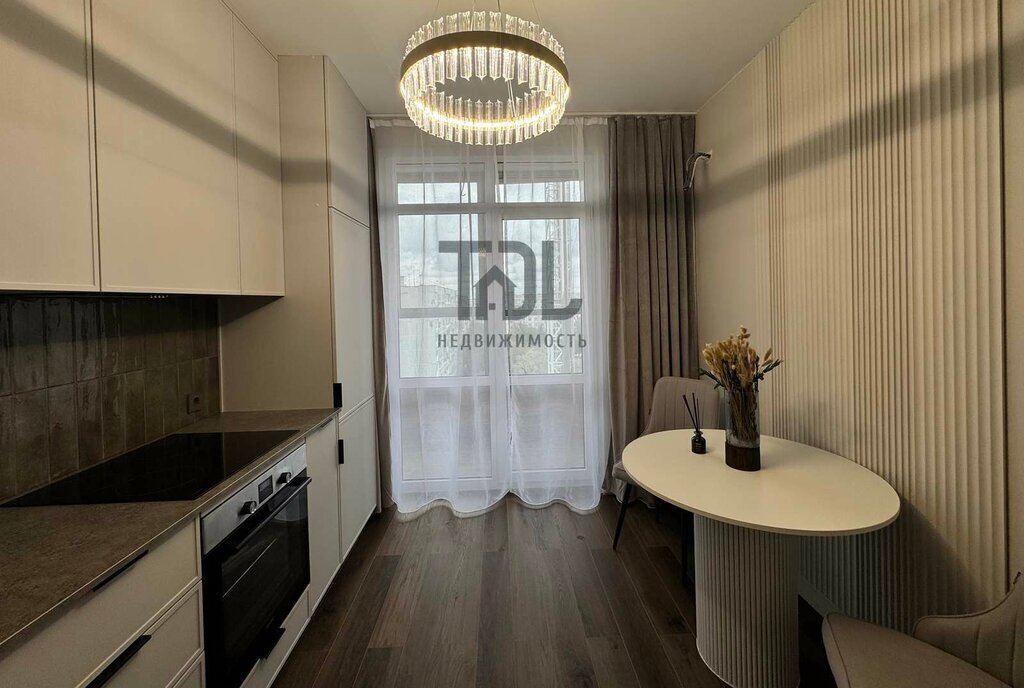 квартира г Волгоград улица имени Джабраила Дабиевича Кортоева, 7 фото 1