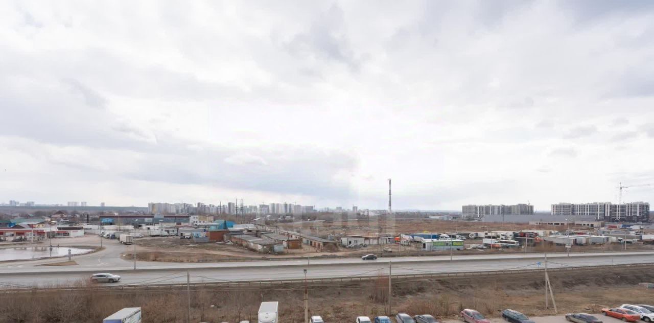 квартира г Пермь р-н Дзержинский ул Маяковского 41а фото 20