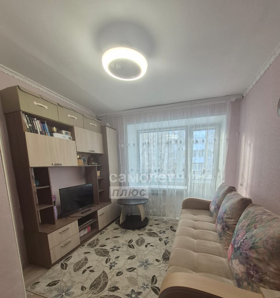 квартира г Ирбит ул Стекольщиков 1 фото 1