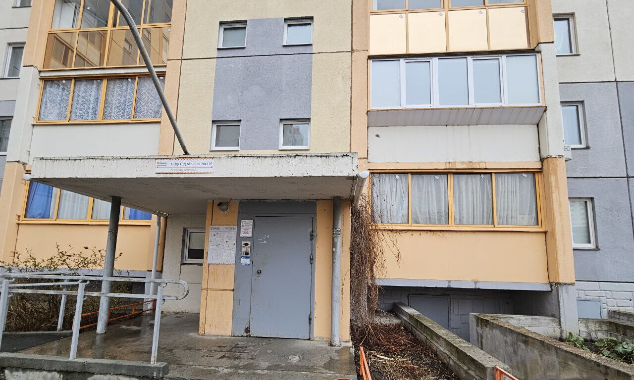 квартира г Челябинск Парковый ул Александра Шмакова 21 фото 17