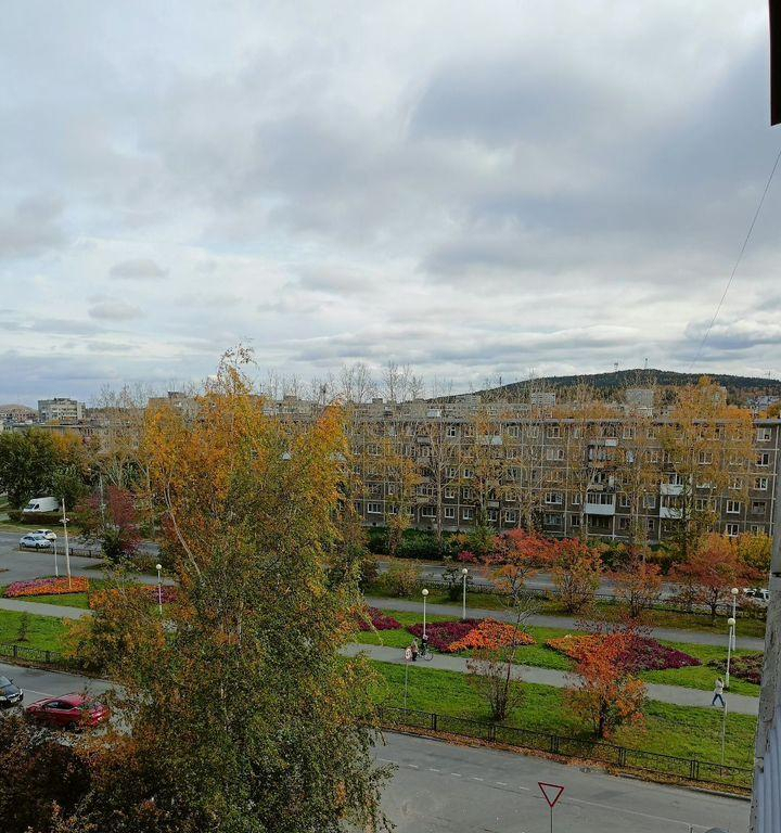 квартира г Новоуральск ул Автозаводская 1 фото 3