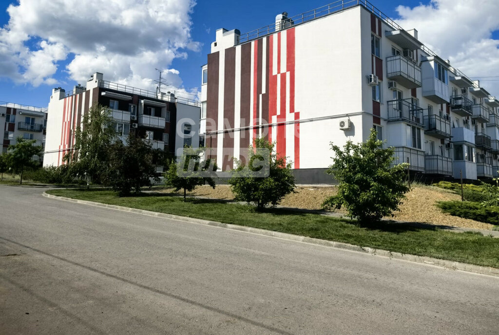 квартира г Волгоград ул им. Грибанова 19а фото 2