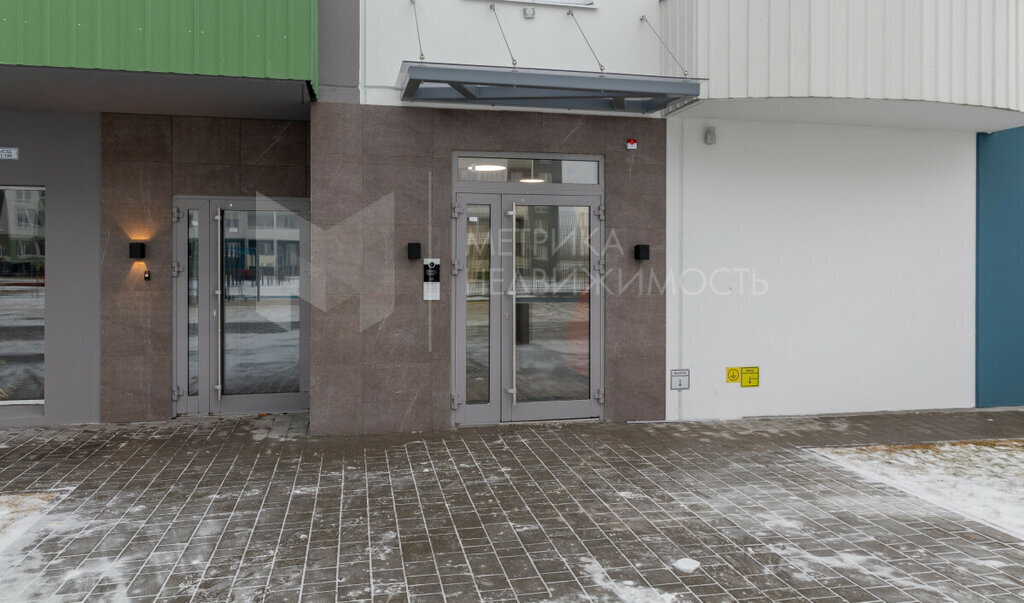 квартира г Тюмень ул Героев космоса 9 фото 4