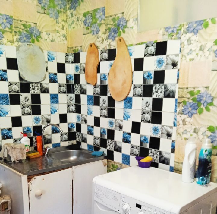 комната г Челябинск р-н Металлургический ул Комаровского 11а фото 6
