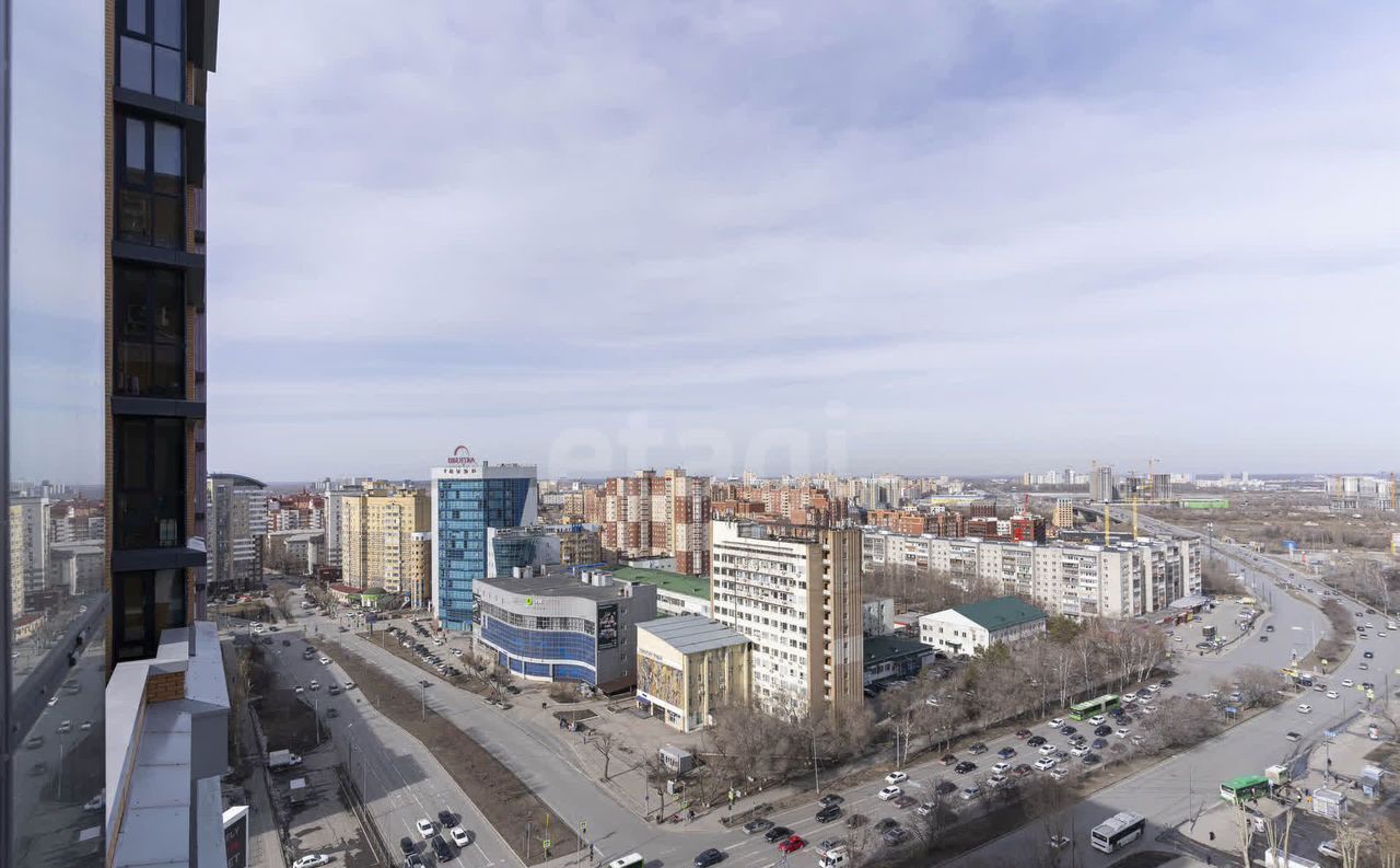 квартира г Тюмень р-н Центральный ул 50 лет Октября 4 фото 37