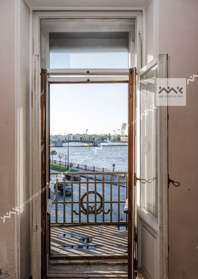 квартира г Санкт-Петербург метро Спортивная наб Макарова 16/2 фото 8