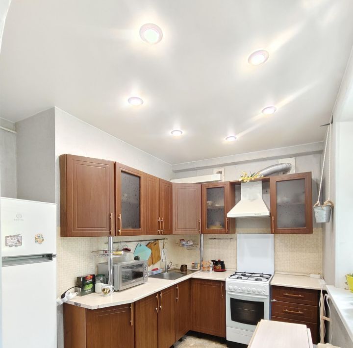 квартира г Саратов р-н Ленинский ул им Лебедева-Кумача В.И. 84а фото 1