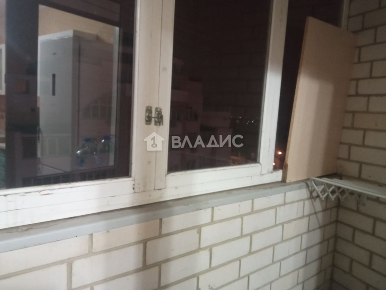 квартира г Белгород Западный ул Есенина 8а фото 11