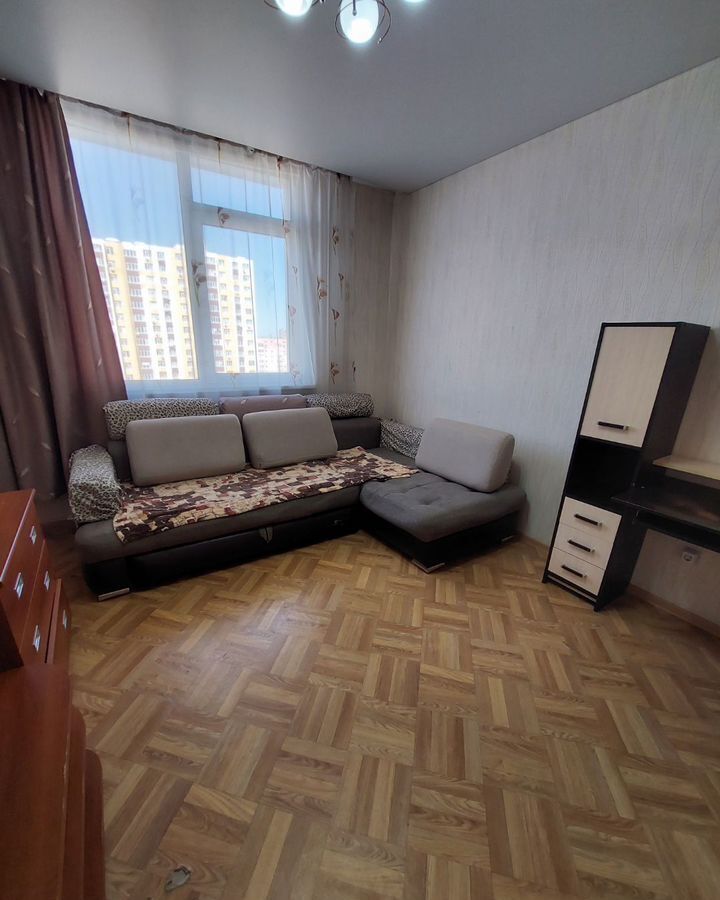 квартира г Оренбург р-н Ленинский ул Салмышская 70/1 фото 3