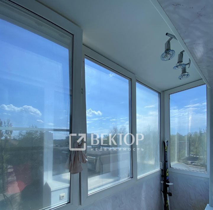 квартира г Ярославль р-н Дзержинский ул Труфанова 12 фото 11