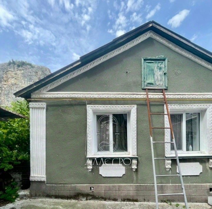 дом р-н Бахчисарайский г Бахчисарай ул Басенко 21 фото 5