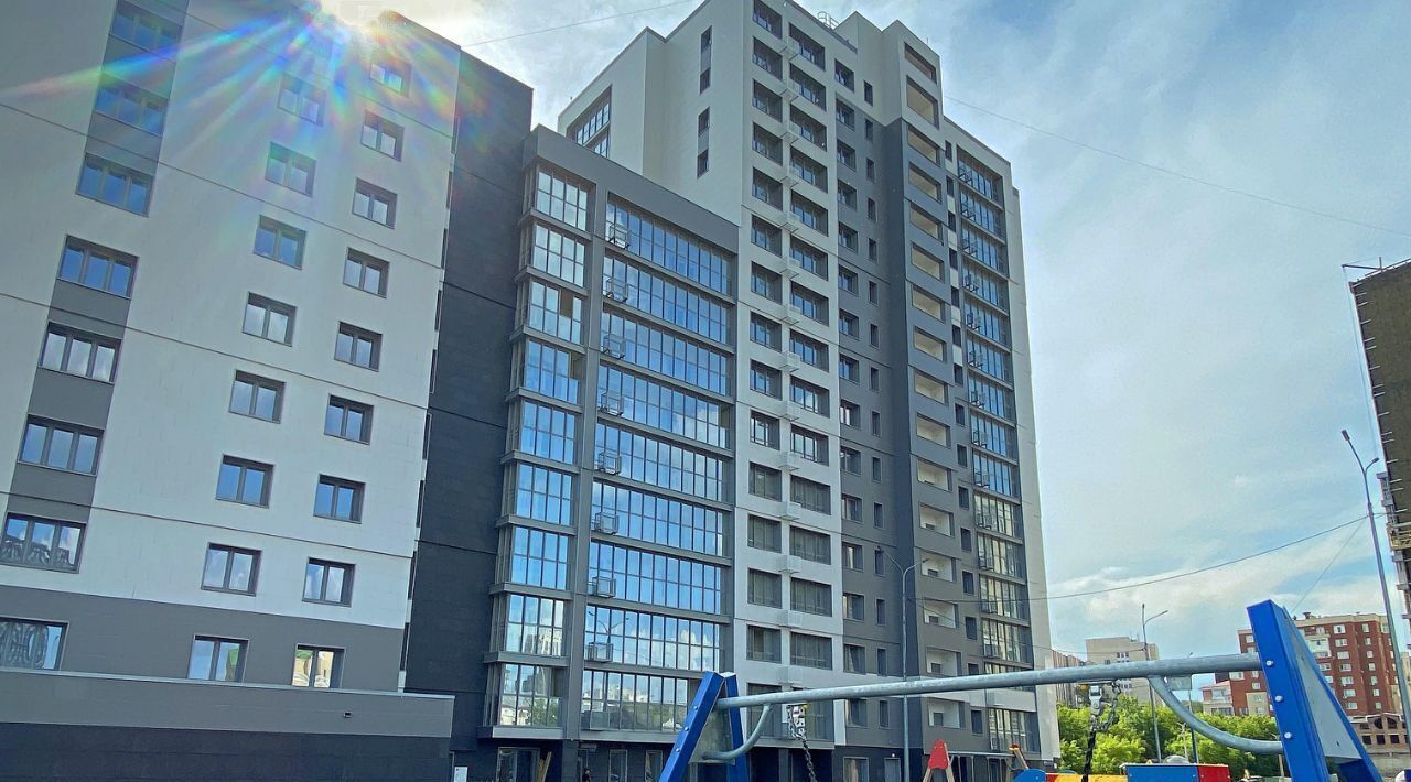 квартира г Уфа р-н Кировский ул Октябрьской Революции 62/1 фото 1