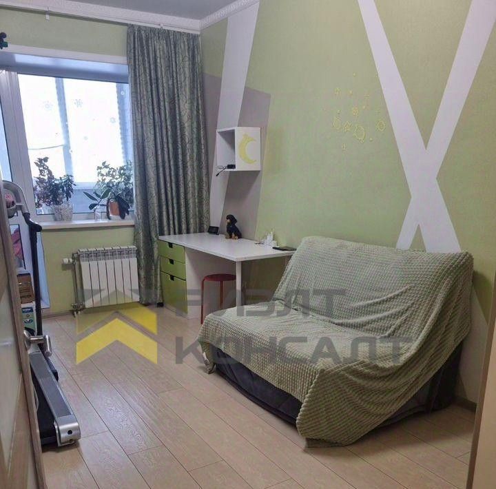 квартира г Омск р-н Кировский ул Перелета 23 фото 4