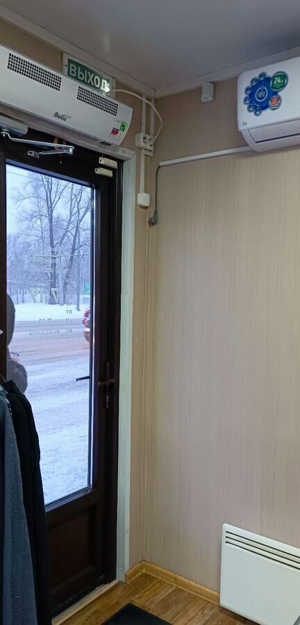 торговое помещение г Новокузнецк р-н Центральный пл Побед 1 Кемеровская обл. — Кузбасс фото 4
