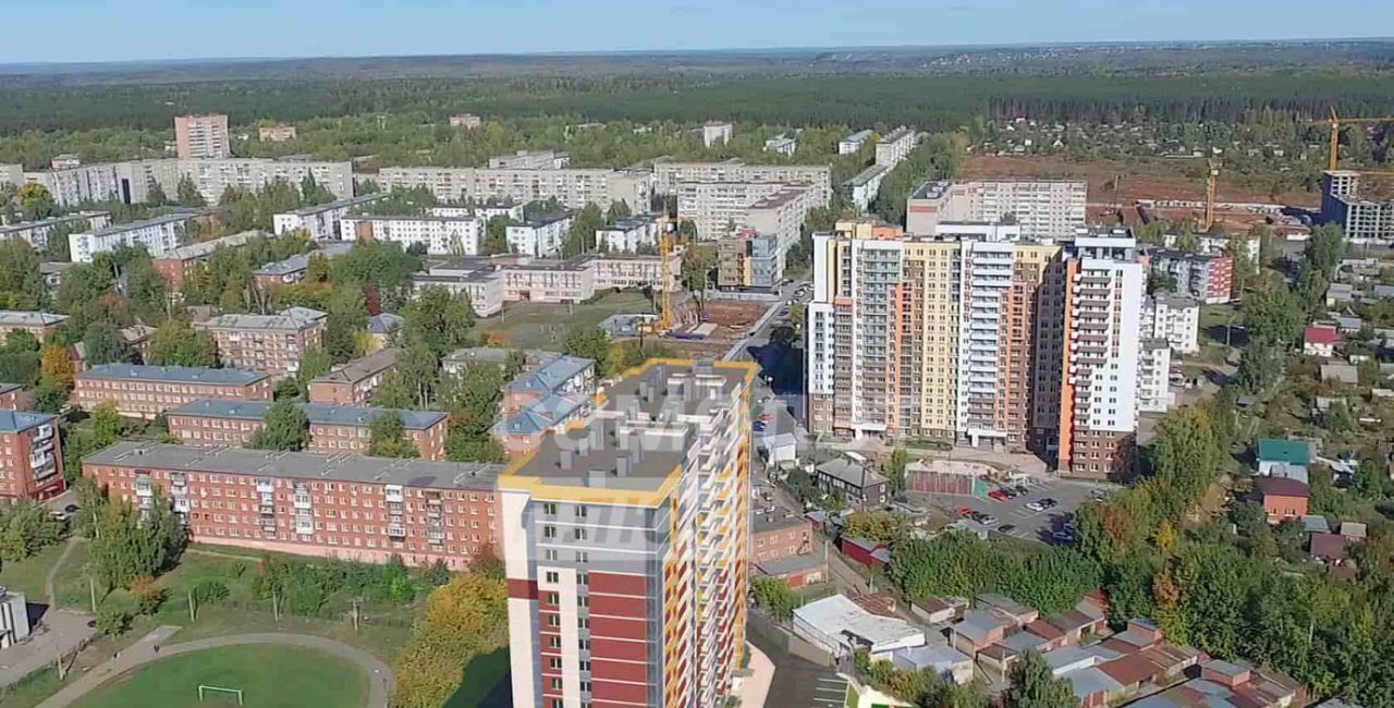 квартира г Ижевск р-н Октябрьский ул Металлургов 2 фото 3