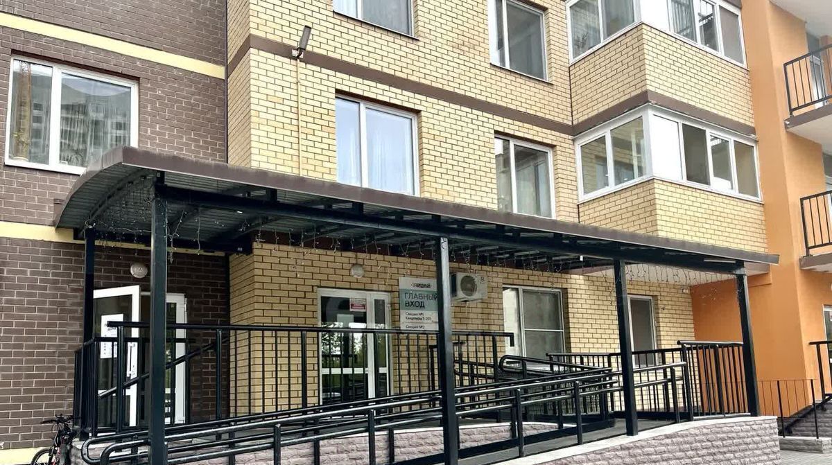 квартира г Пермь р-н Дзержинский ул Строителей 28 фото 4