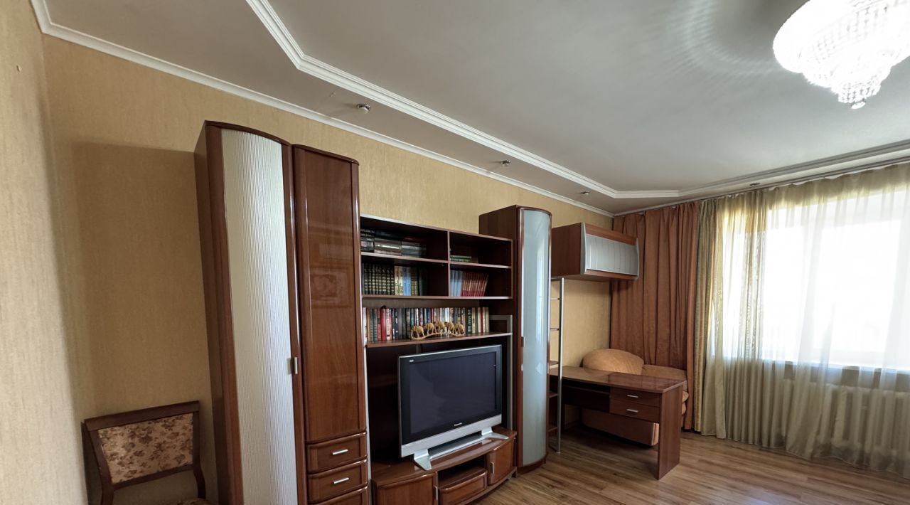 квартира г Астрахань р-н Кировский ул Чугунова 21 фото 11