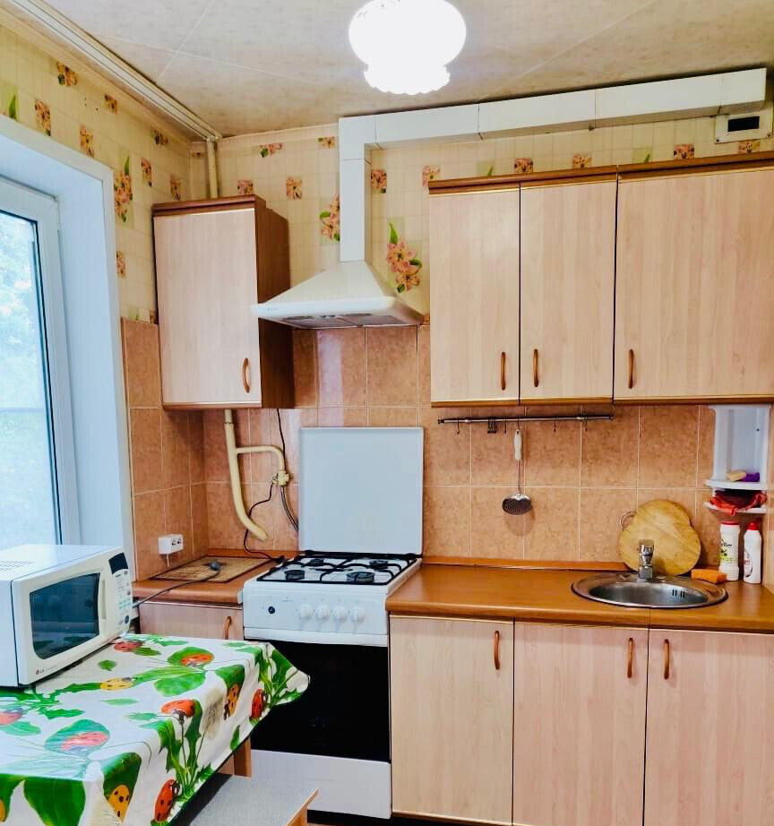 квартира г Астрахань ул Бориса Алексеева 1б фото 5