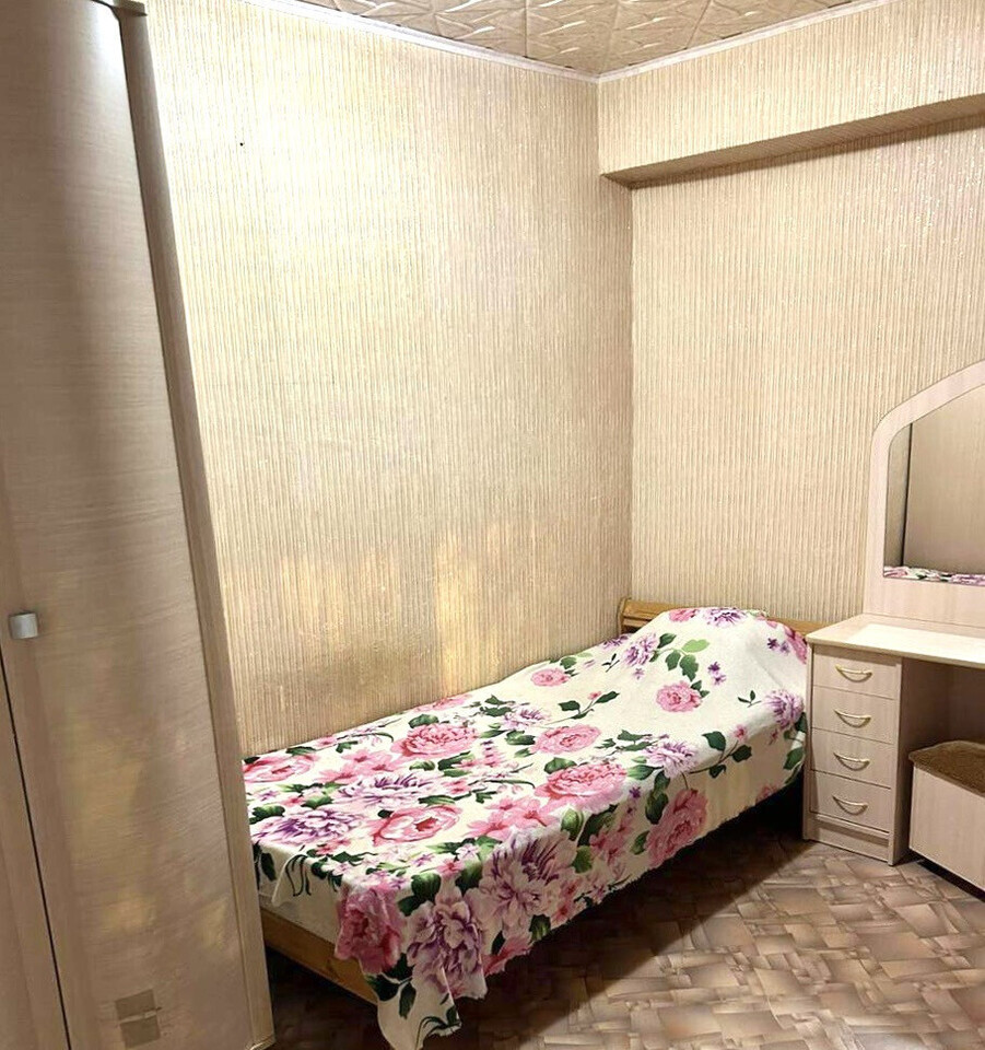 квартира г Астрахань ул Бориса Алексеева 1б фото 7