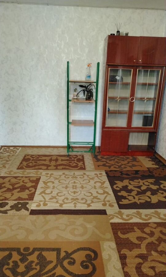 квартира г Новокузнецк р-н Орджоникидзевский ул Новаторов 13 фото 1